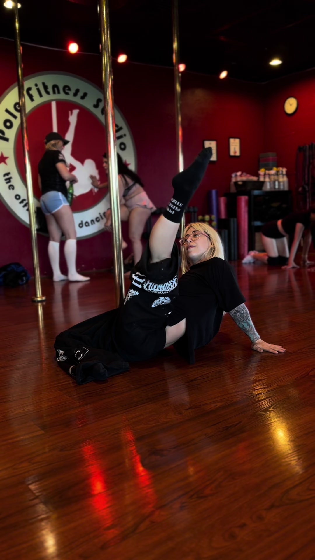 @polefitnessstudio