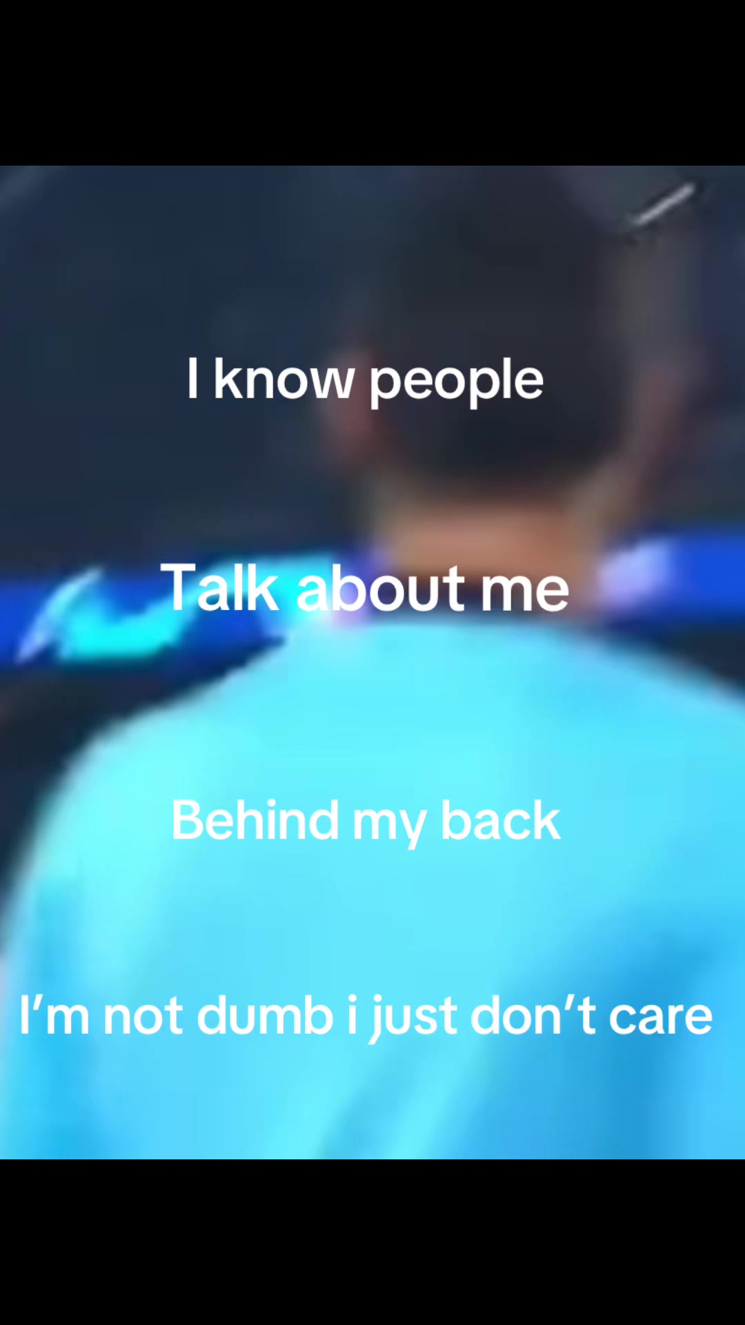 @(-..-)