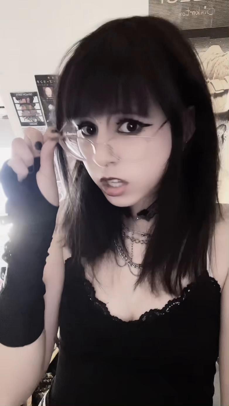 @♱༺🦇༻♱