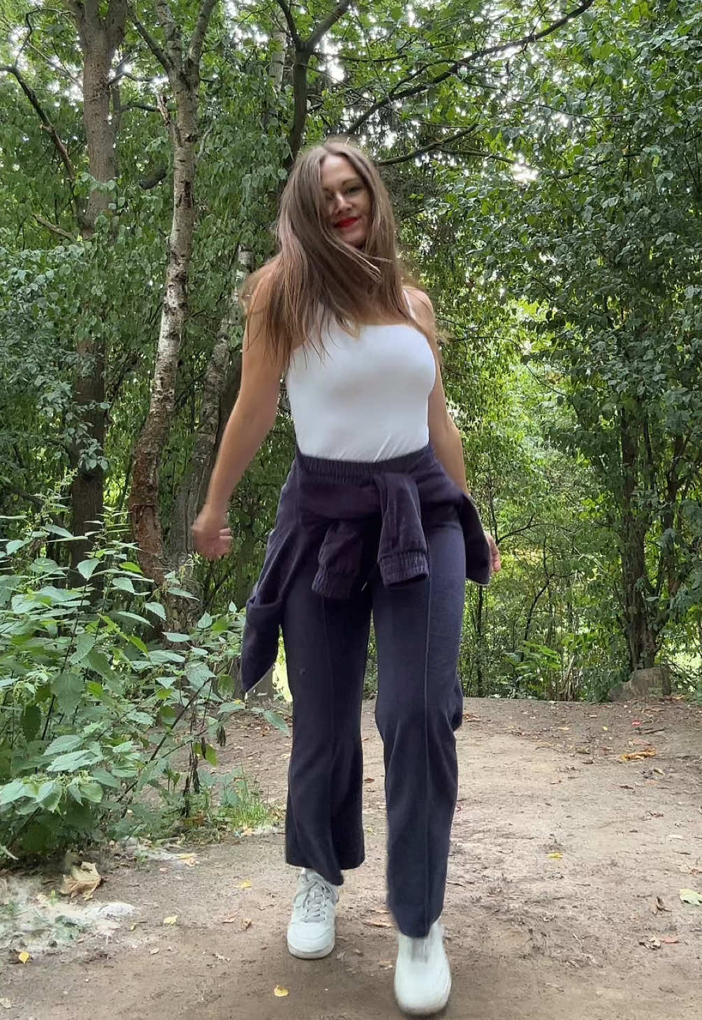 @joanna.lesley_