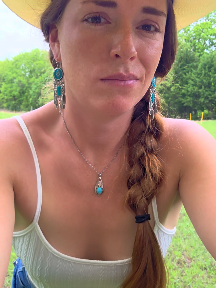 @Red Farmgirl