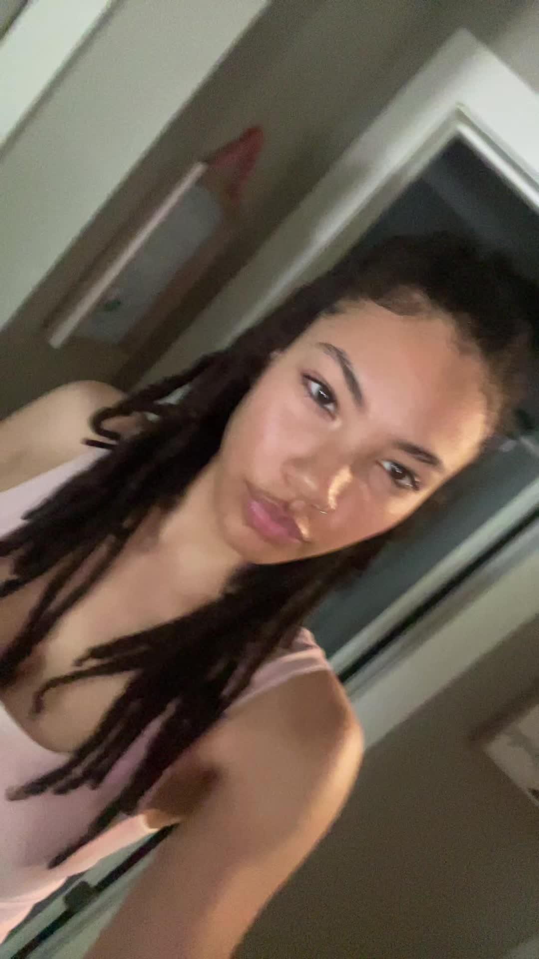 @Dejah🎀