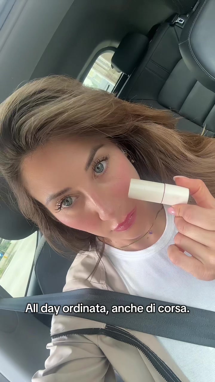 @angelatosi__