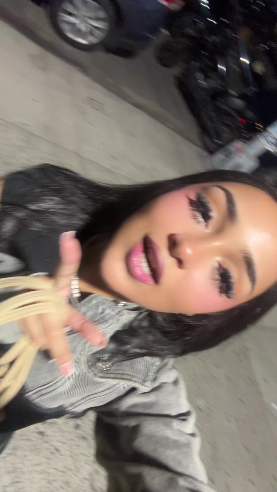 @mk