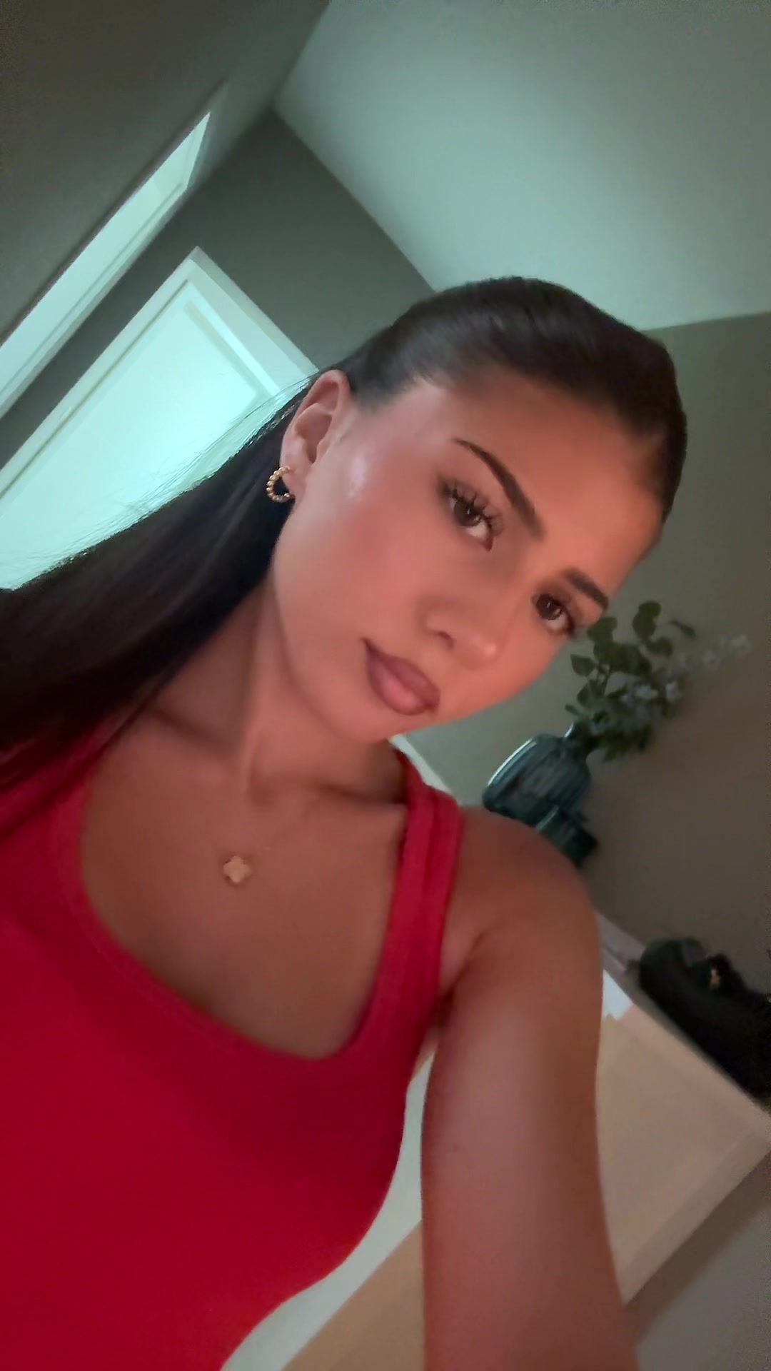 @𝒍𝒂𝒓𝒂🪽