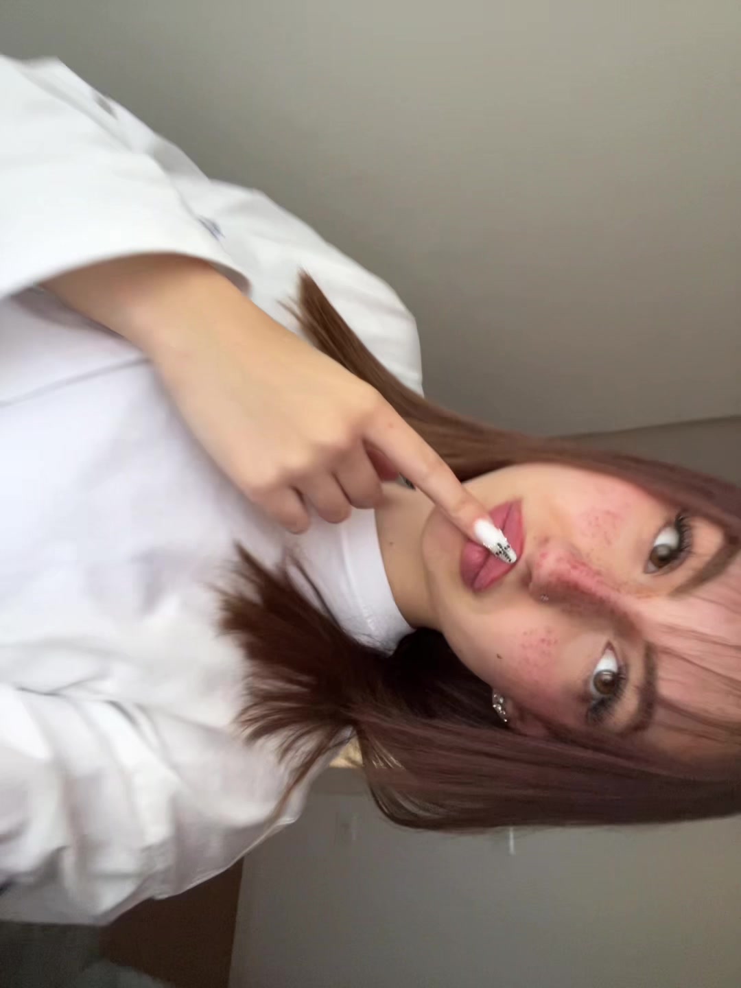 @rebeee🍓