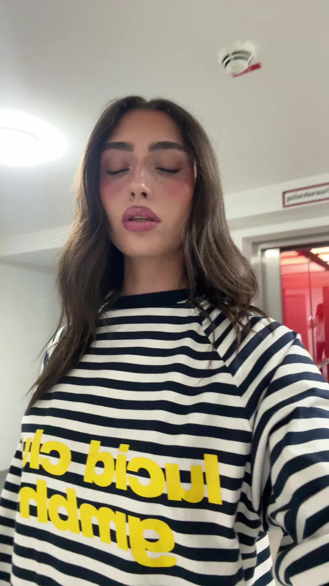 @⠀