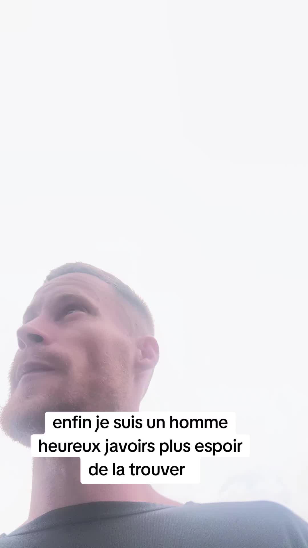 @lǝıɔıɟɟo¯ʎɐɹdsoǝpuɐpuɐp©️