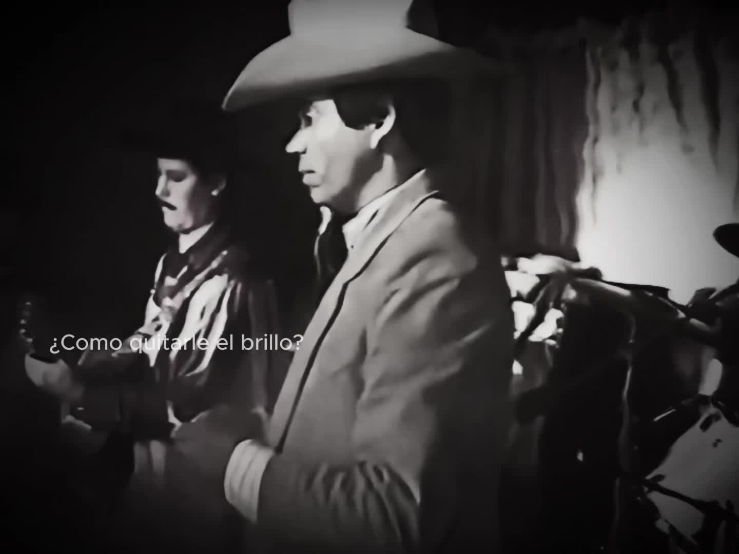 @Chalino Sanchez