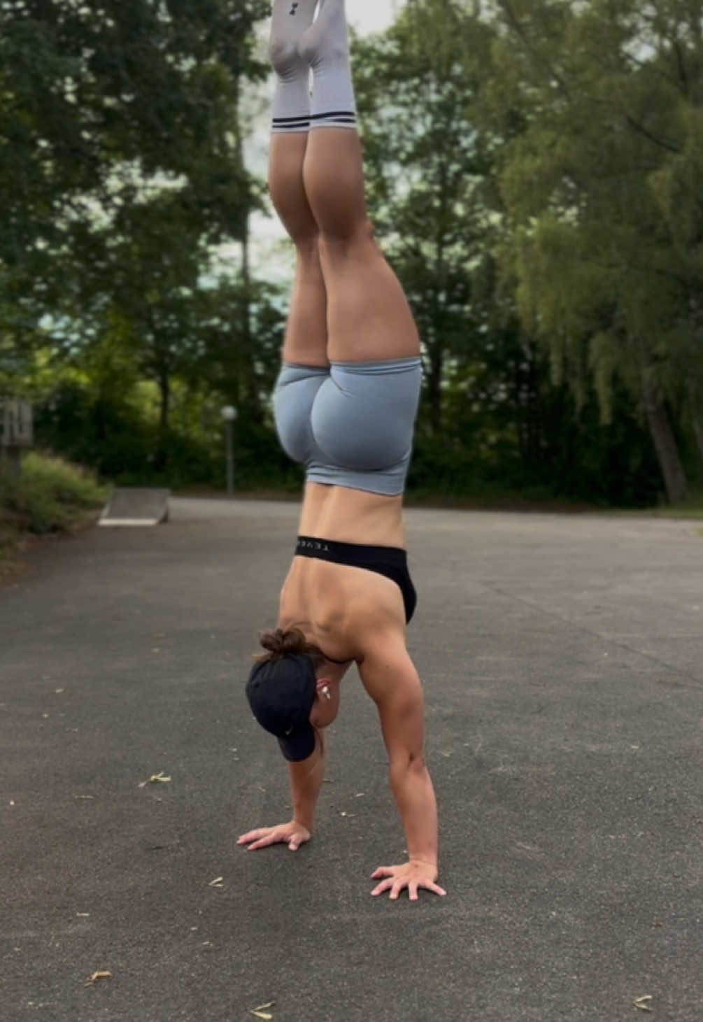 @vanessa_khr_
