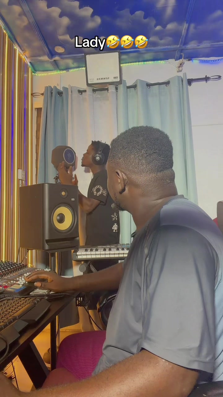 @HONEY BOY GH