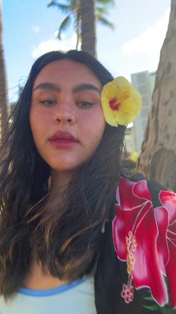 @traumatizedbhaddie