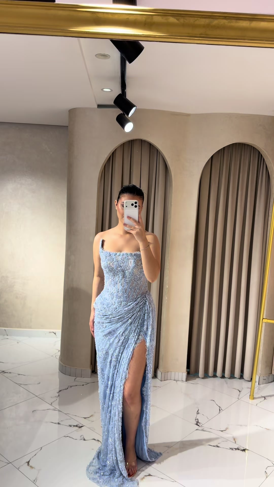 @Fustanemeqera_besa_xheni