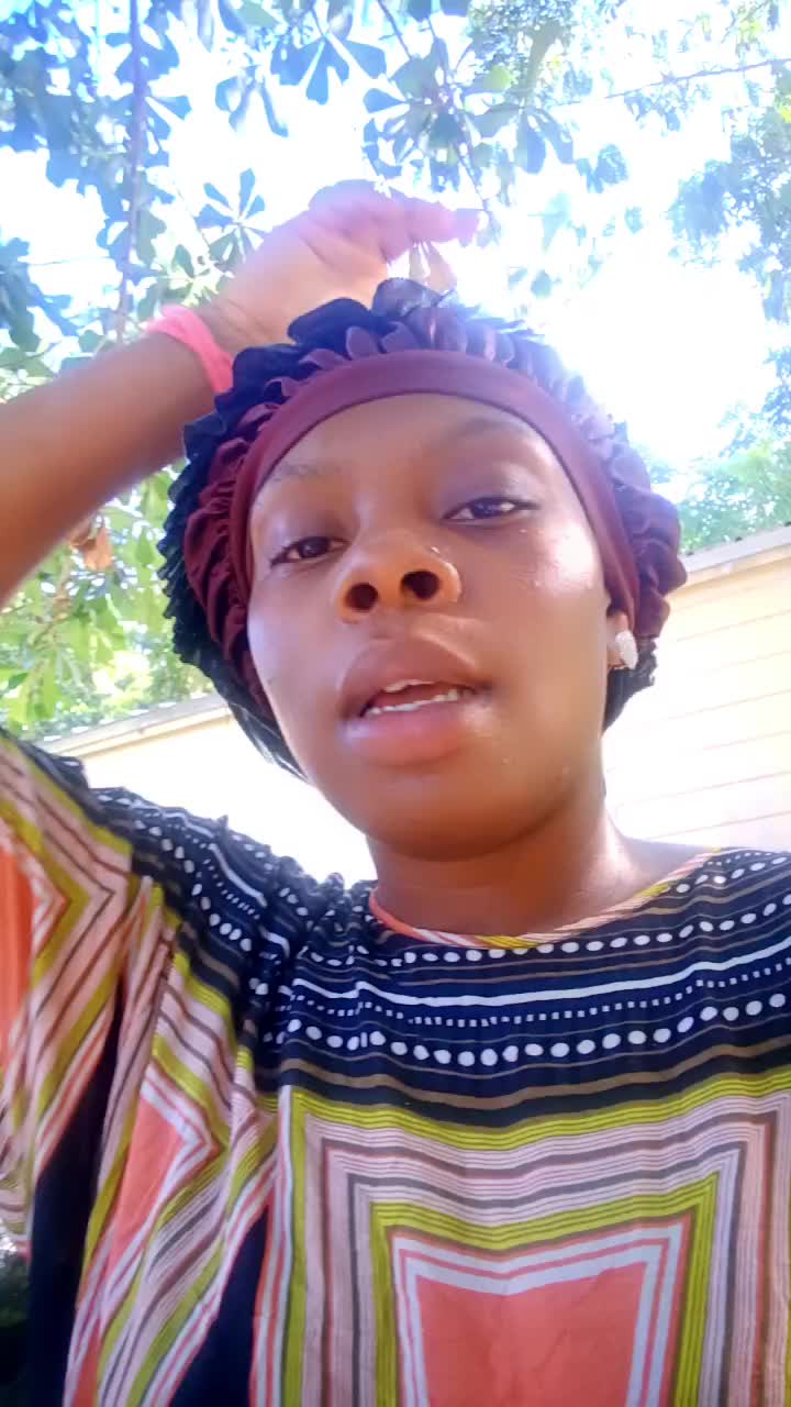 @Queshia