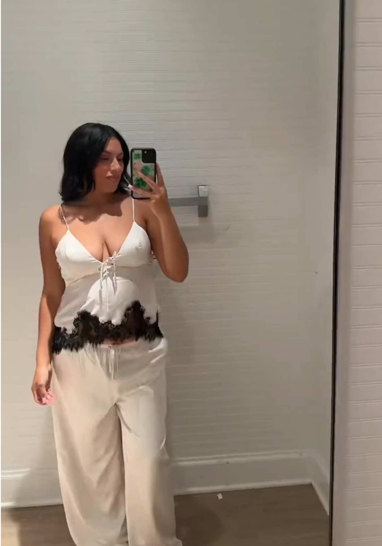 @Marisela