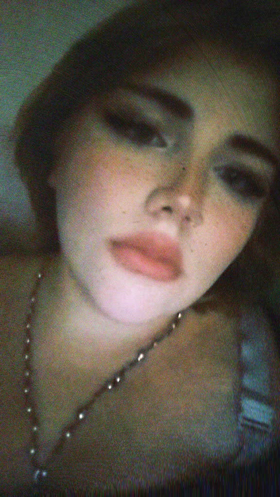 @Lana🦋🦖
