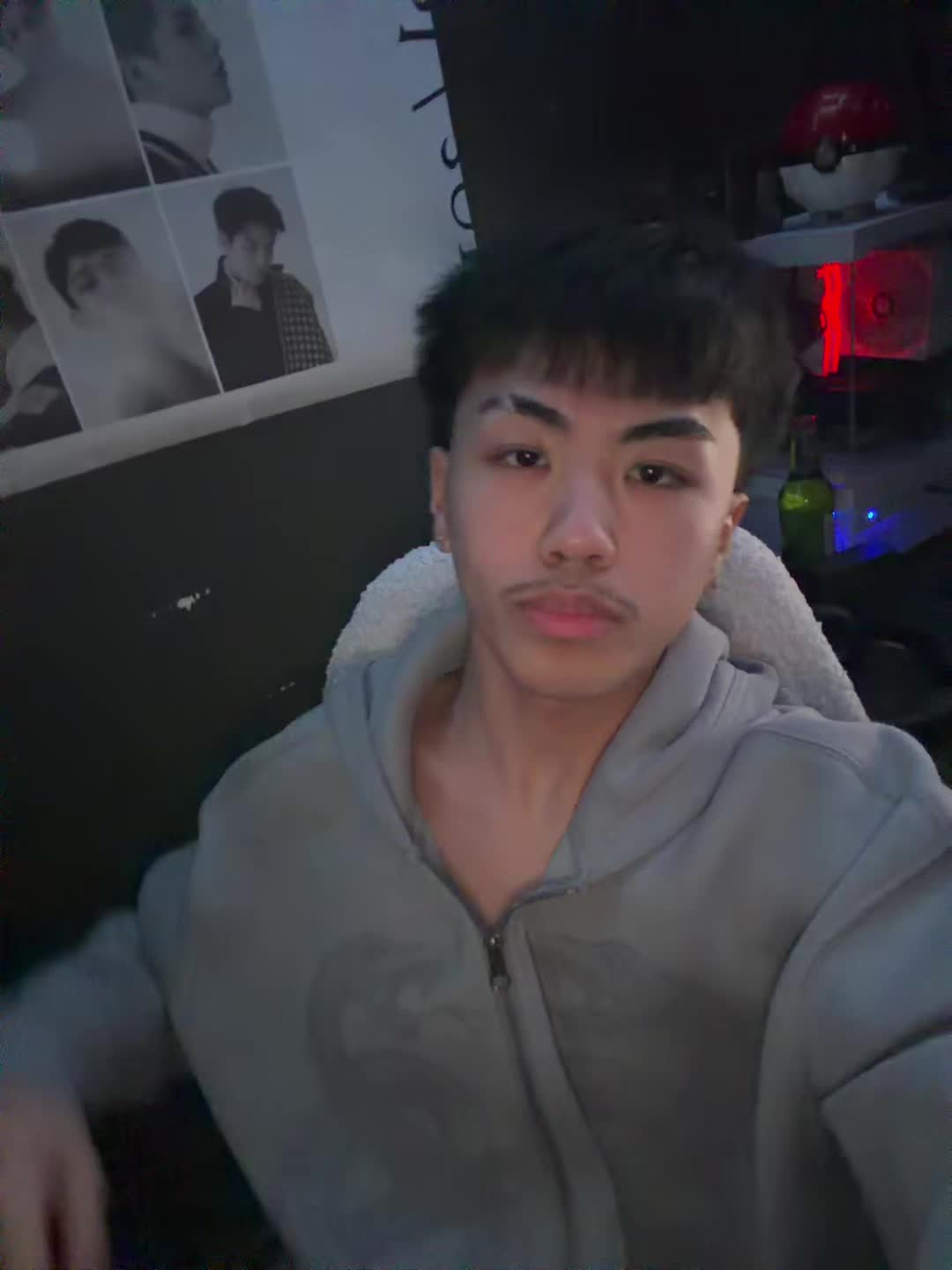 @yajshii