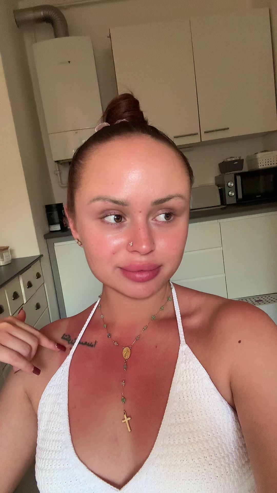 @Anschaa