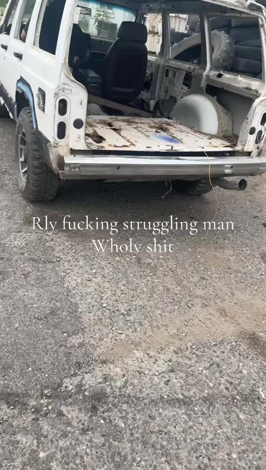 @Cruz