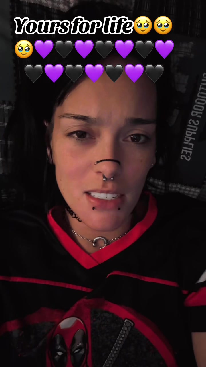 @💜😁Deidra😁🖤