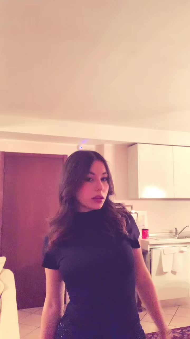 @𝒓𝒆𝒃