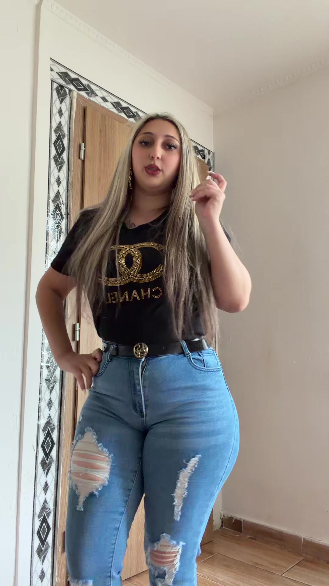 @_viki451