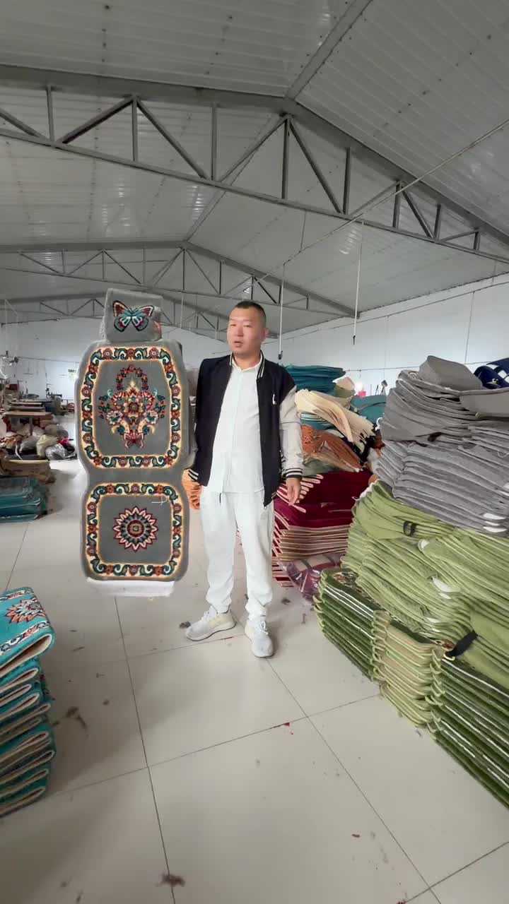 @Car seat factory Anne