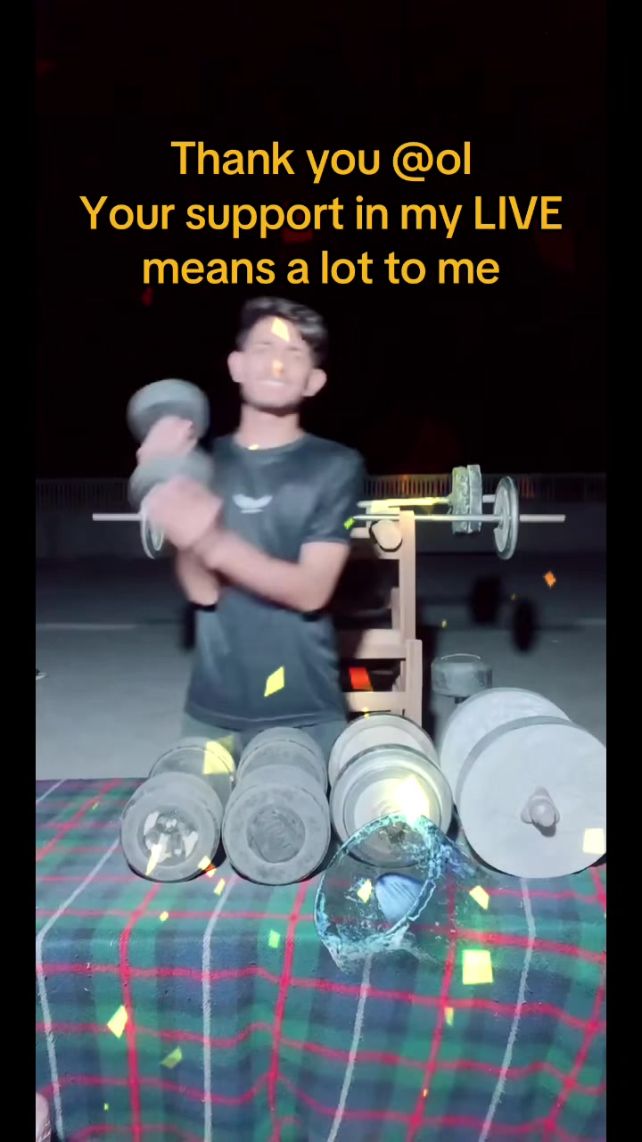 @Bodybuilder boy