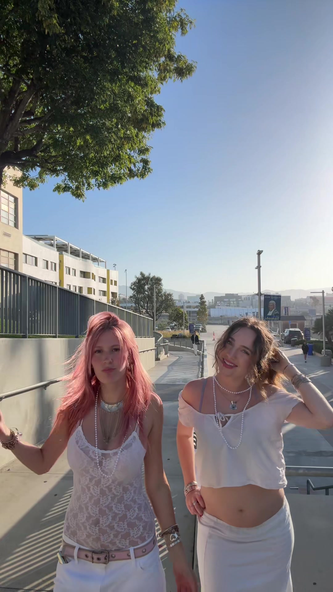 @veronika