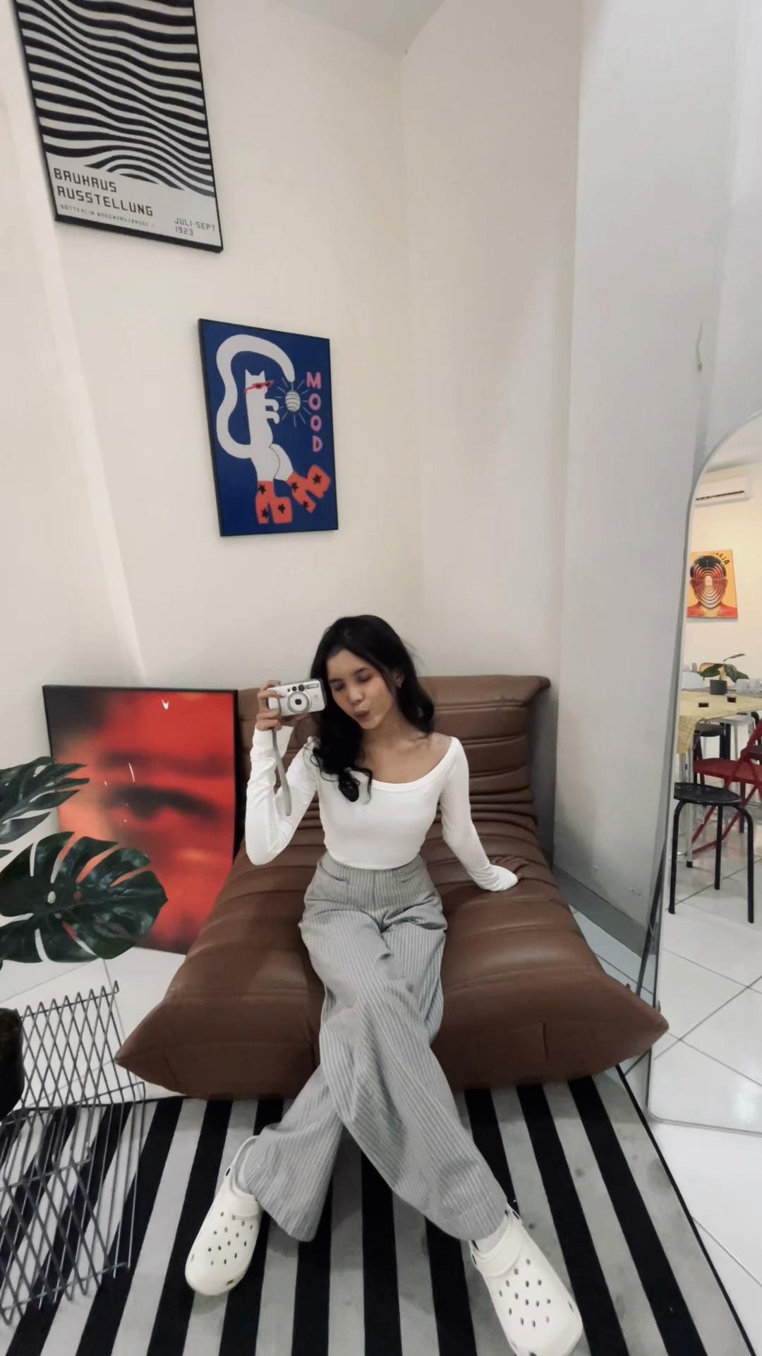 @🦋