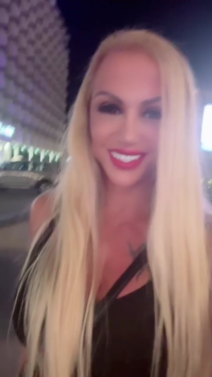 @Angela Zisi