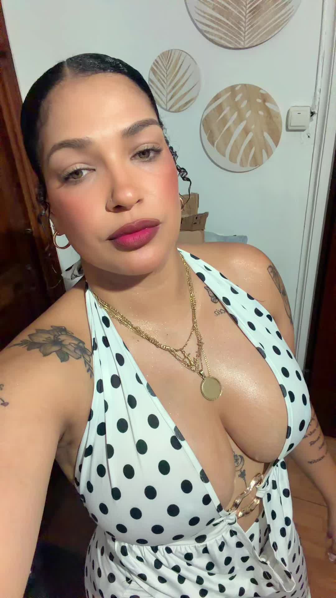 @lavivi1973