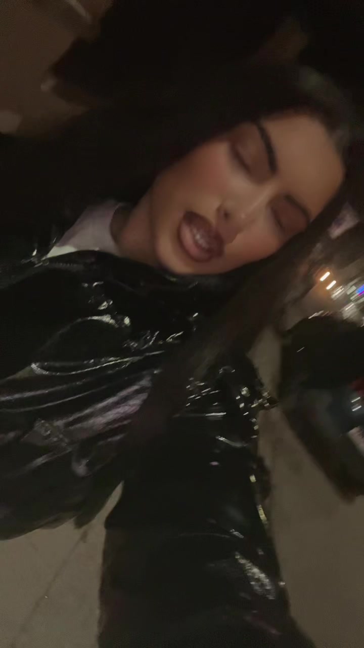 @vanessitta_lorenz