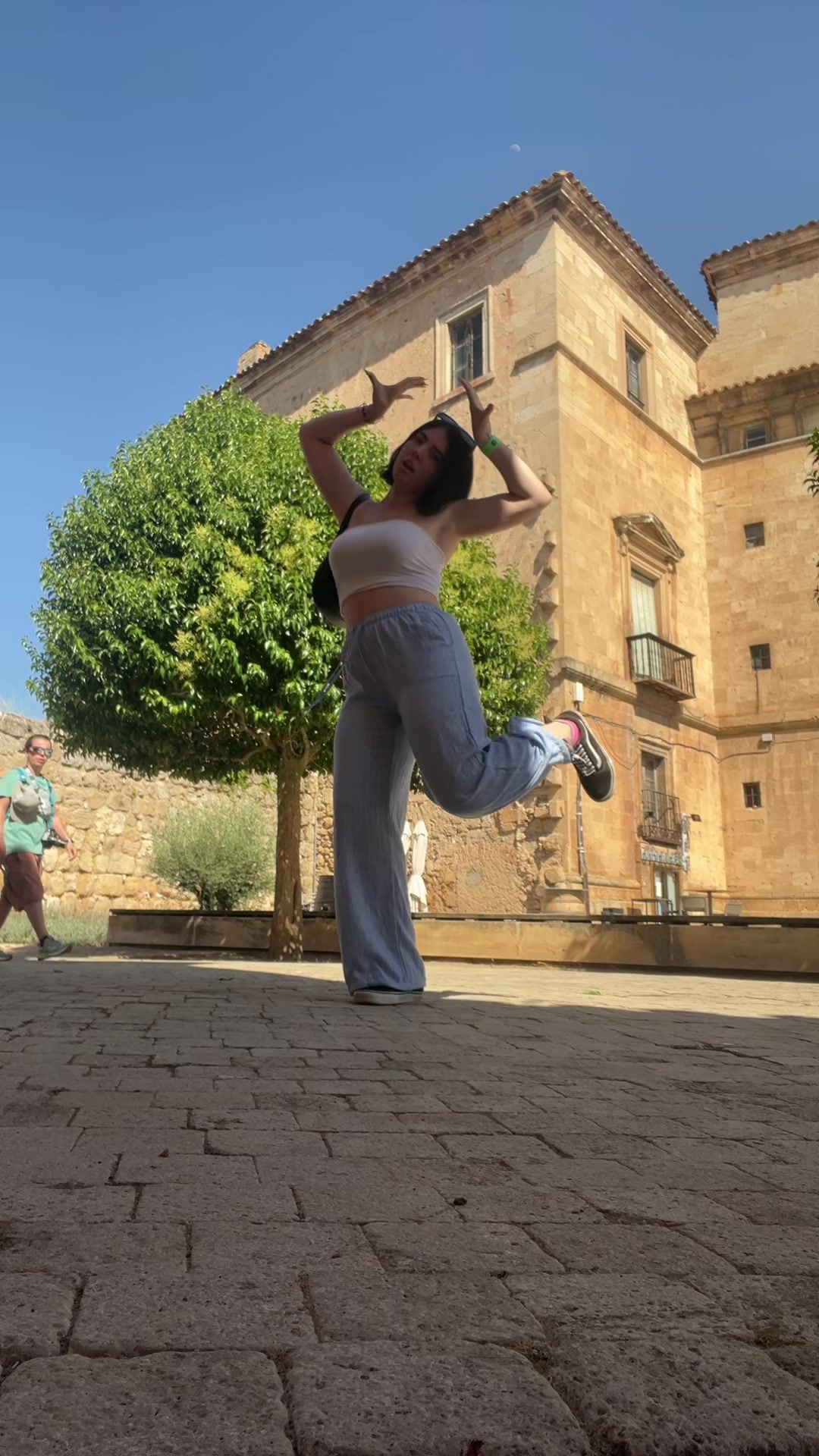 @im_aalbaa
