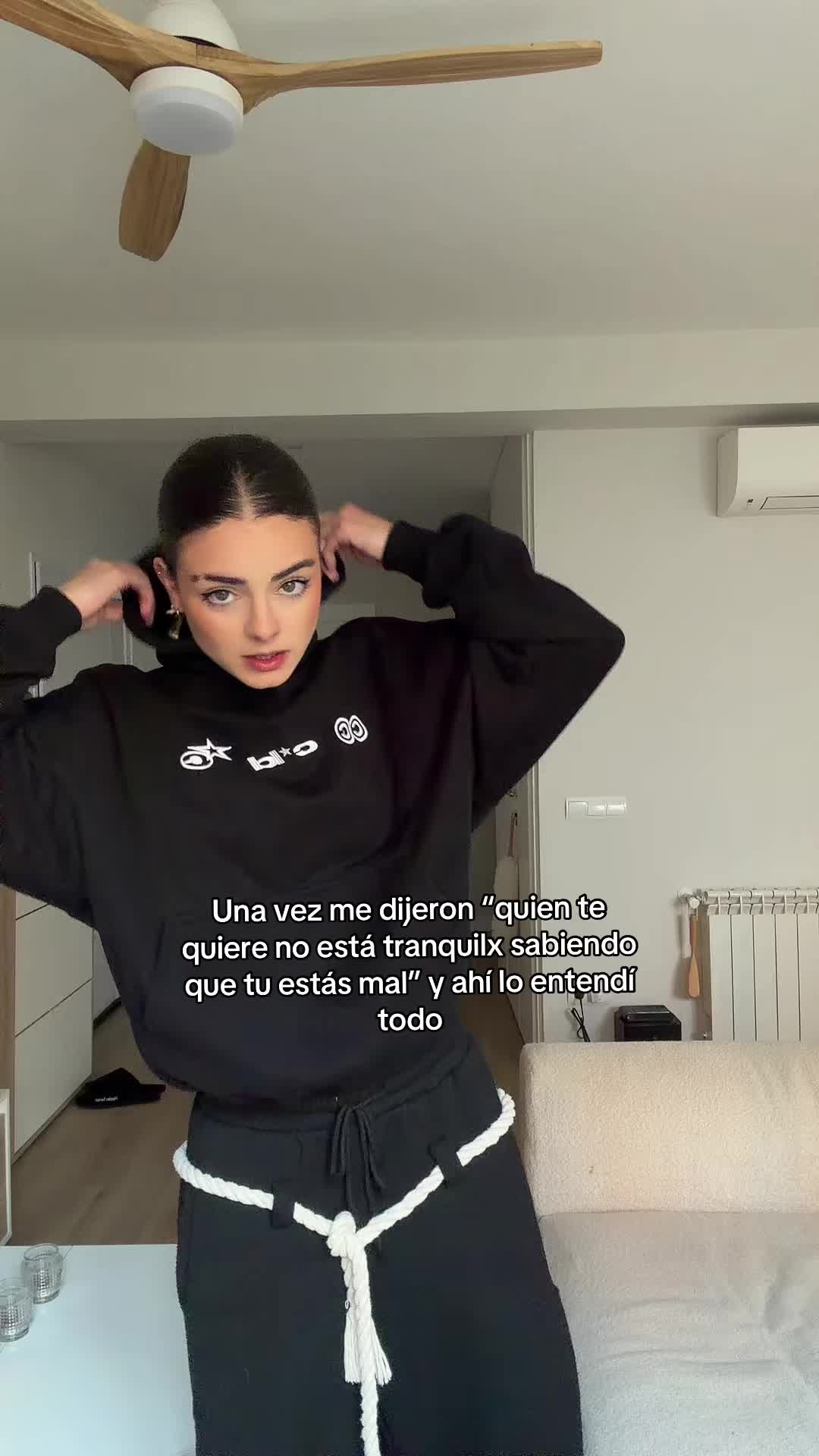 @LUCIA DE LA PUERTA