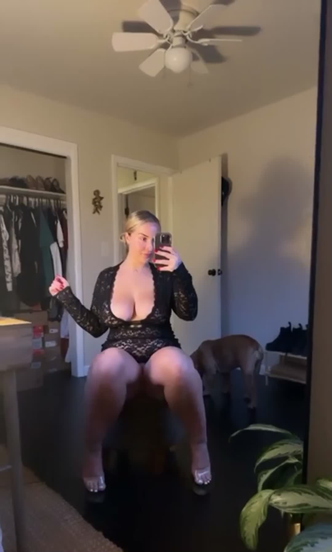 @itsearthi&hearts;️