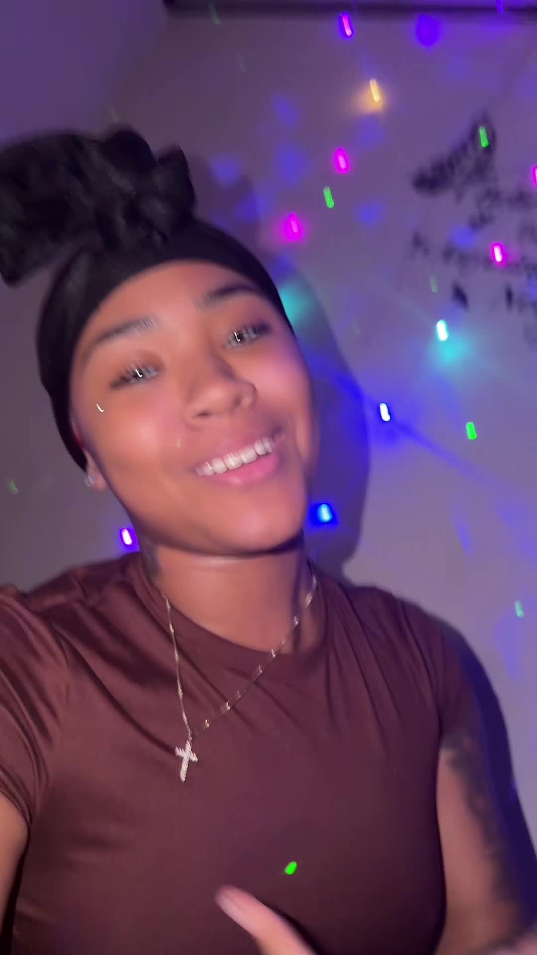 @TrinTrin
