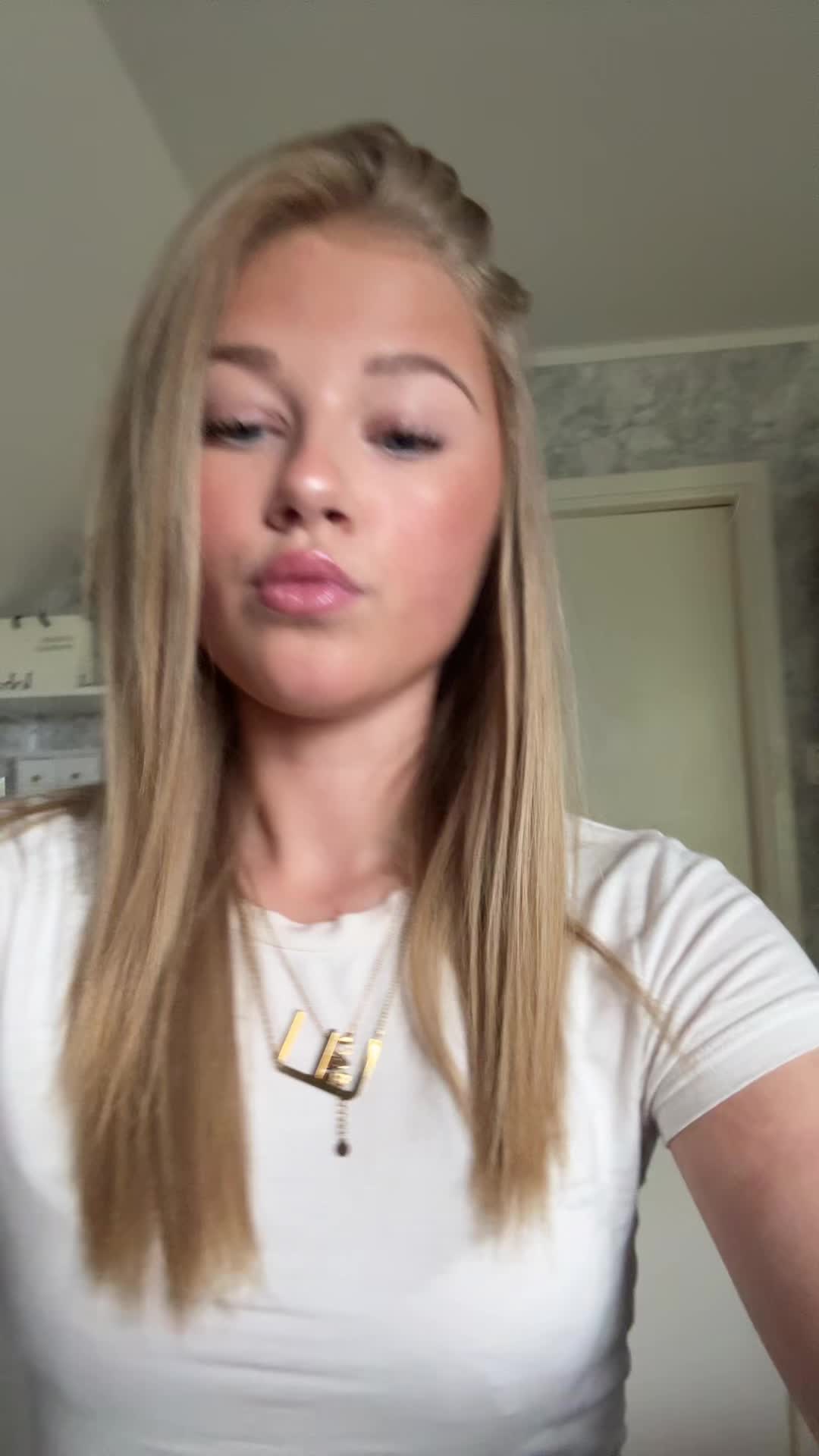 @𝑬𝑩𝑩𝐀