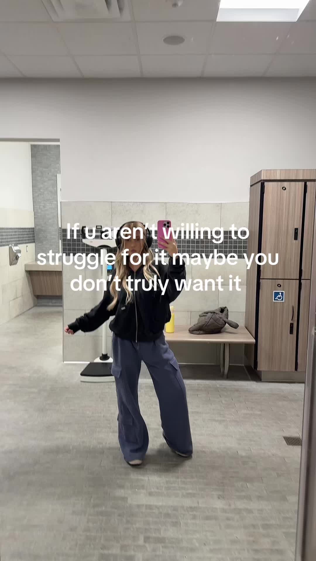 @𝓈𝒶𝓂𝒾𝑒