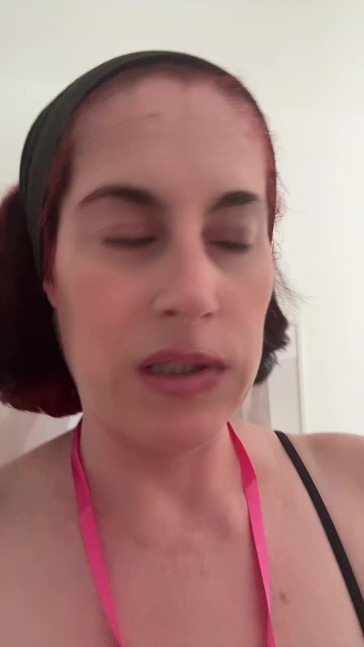 @Realemmitasmile