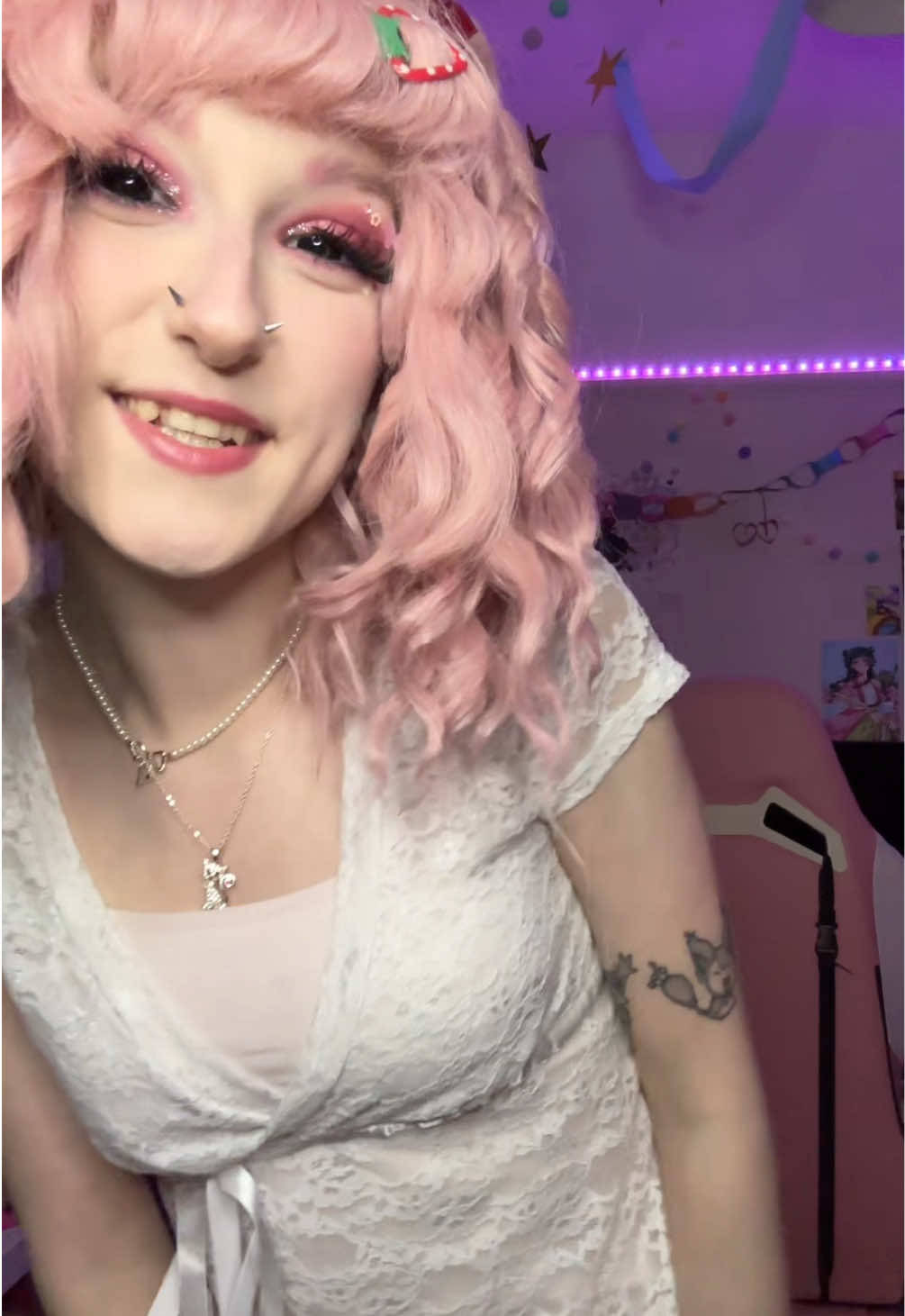@Emmy!  𝜗𝜚 ࣪˖ ִ𐙚