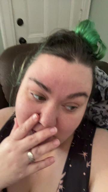 @Lilyrae425