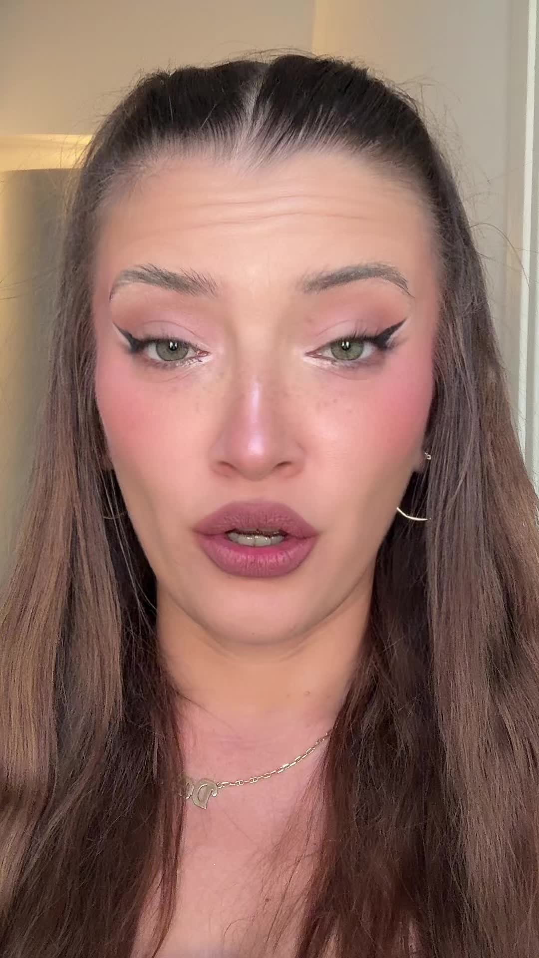 @elena_nanu