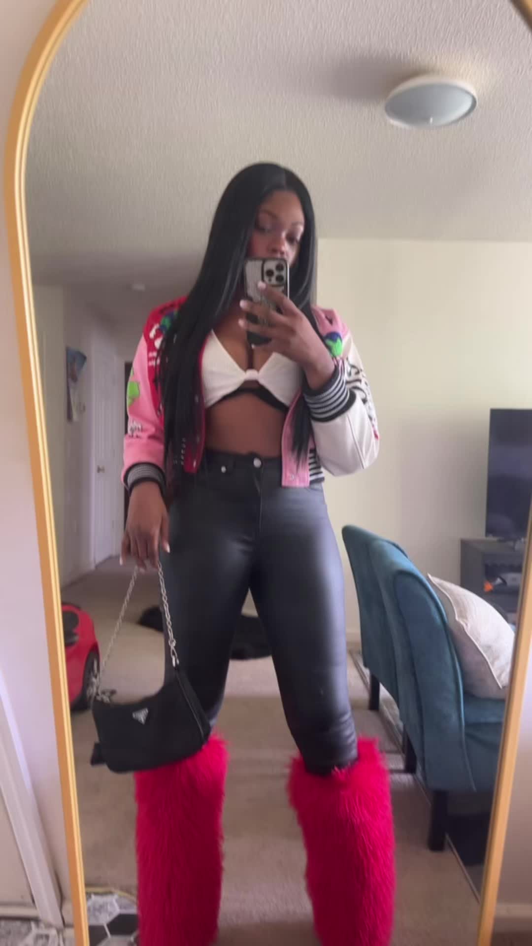 @EbonyEyeCandy