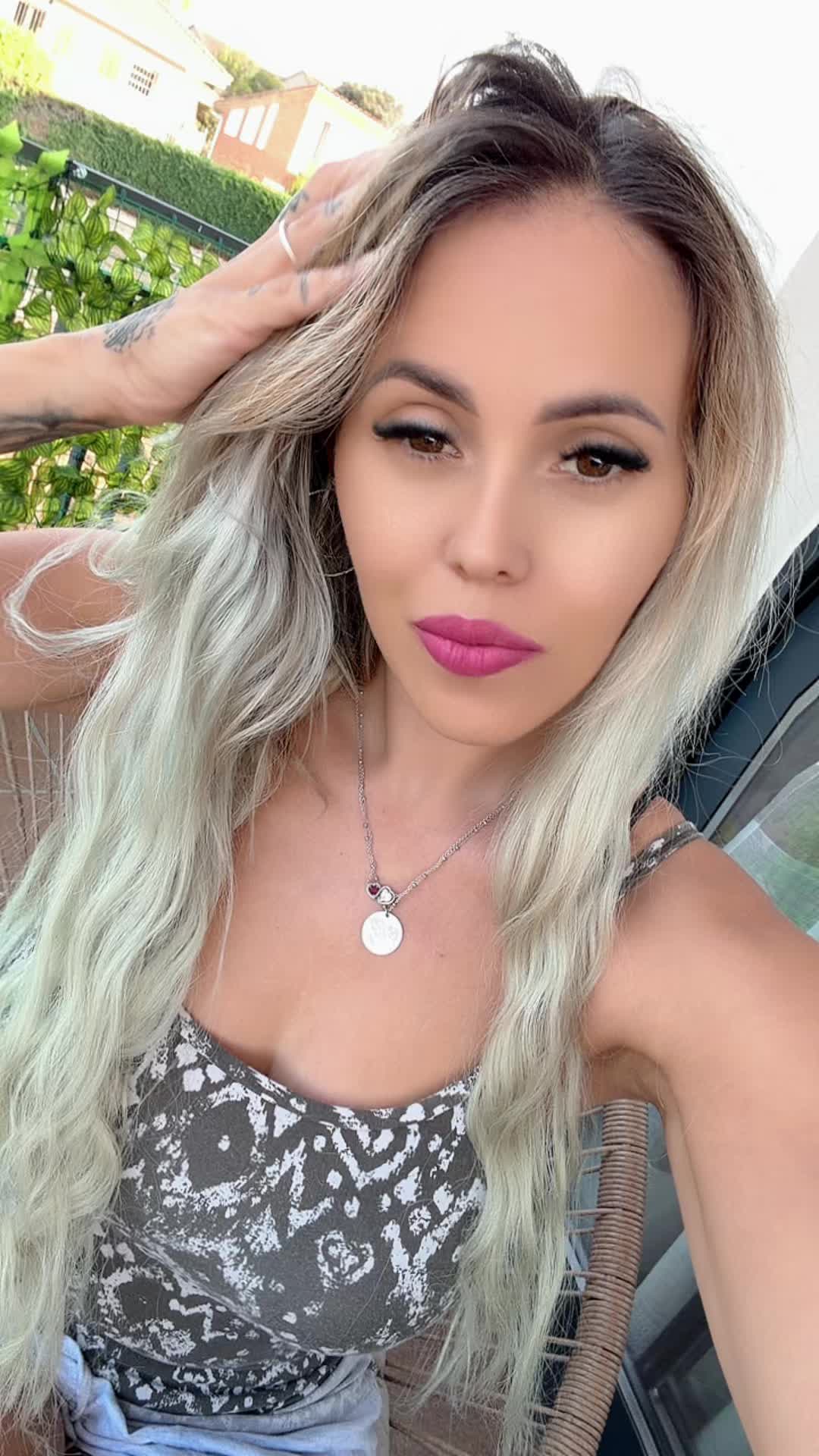 @❥ ̀́́́́ℂ𝕃𝔸𝕌𝕊 🌸 ❥