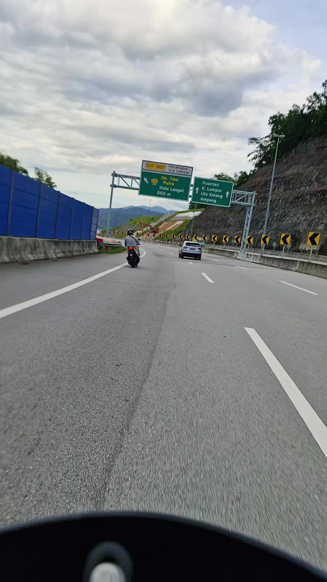 @Pomen Kg Peti Sejuk
