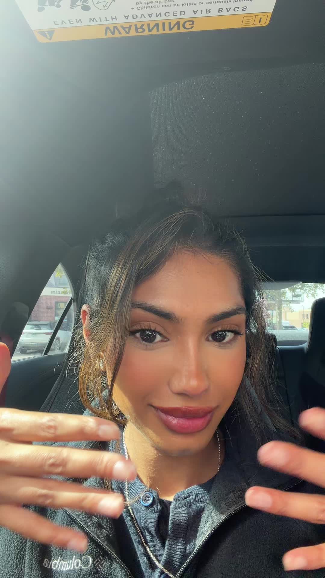 @Devina1216_
