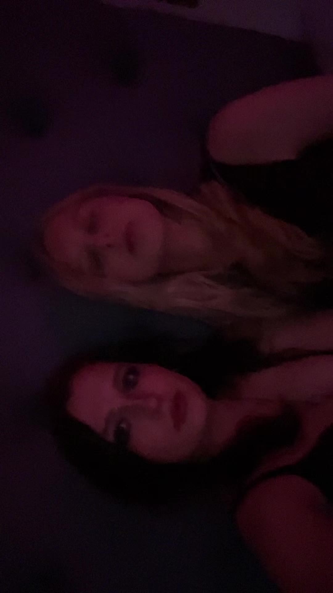 @e