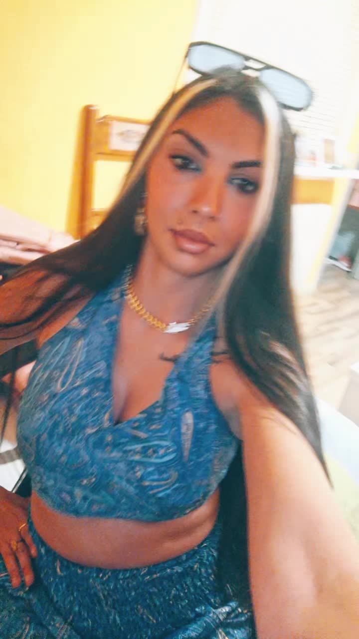 @Lya navarlaz