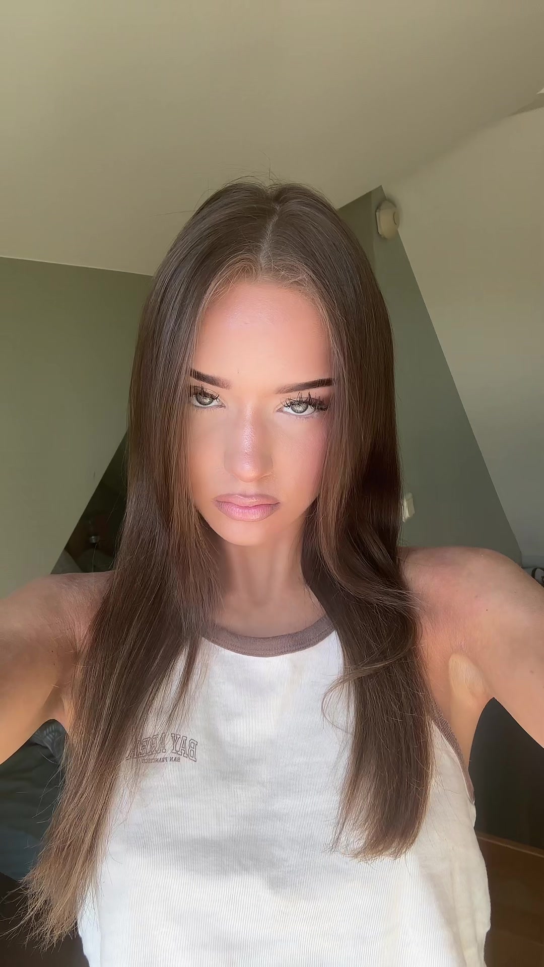 @Anisia